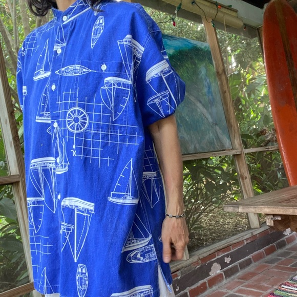 Reworked men’s Sun Country XL nautical blue and white print, short sleeve top. - Picture 6 of 10